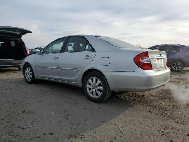 4T1BE30K03U180845 - 2003 TOYOTA CAMRY LE SILVER photo 2