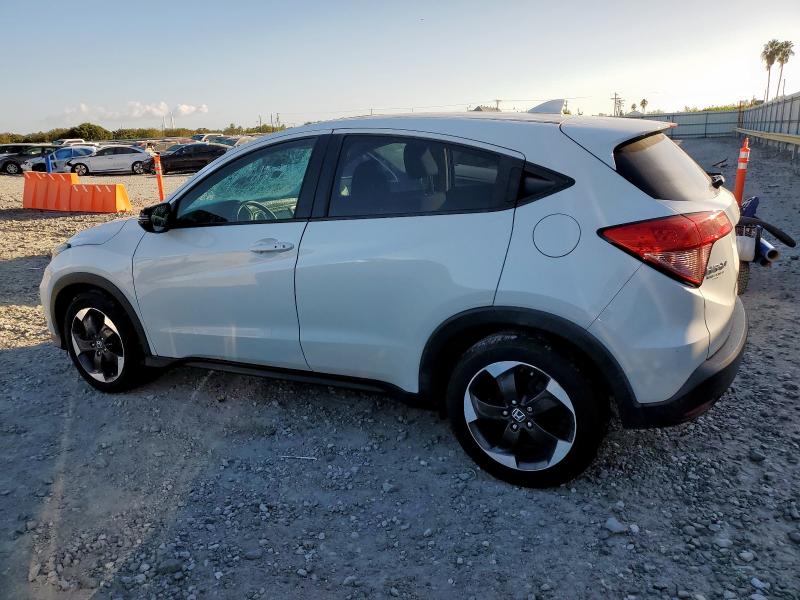 3CZRU5G52JM701531 - 2018 HONDA HR-V EX თეთრი ფოტო 2