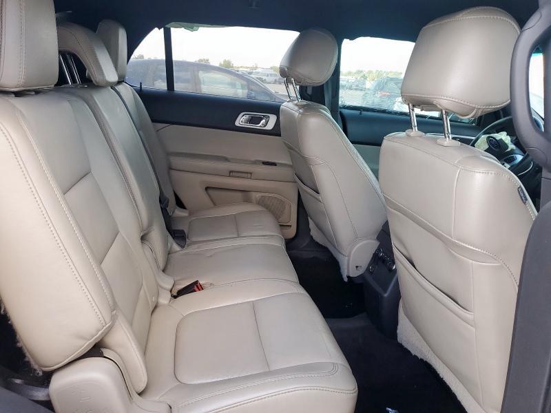 1FMHK7D85BGA60934 - 2011 FORD EXPLORER XLT 白色 照片 11