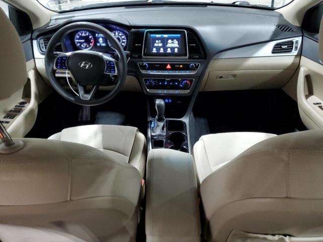 5NPE24AF1JH645870 - 2018 HYUNDAI SONATA SE Білий фото 8