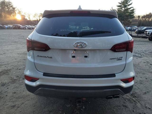 5NMZUDLA2JH071015 - 2018 HYUNDAI SANTA FE S WHITE photo 6