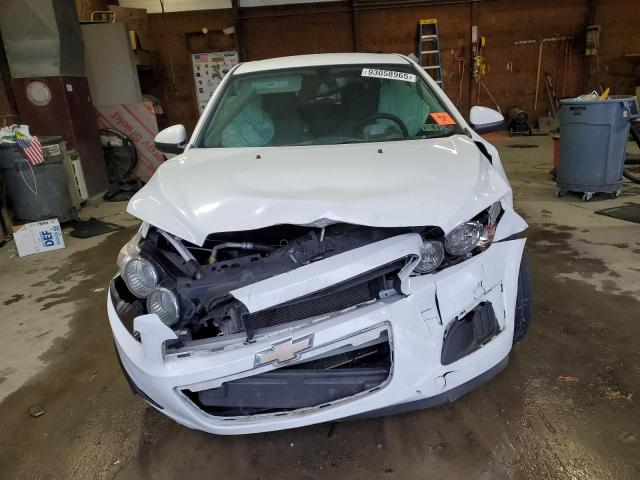 1G1JA6SH1E4227875 - 2014 CHEVROLET SONIC LS WHITE photo 5