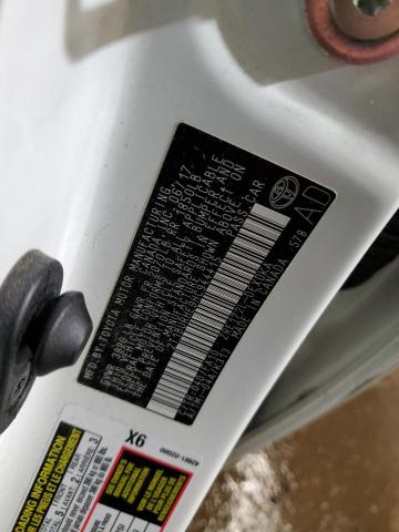 2T1BURHE9HC944415 - 2017 TOYOTA COROLLA L Білий фото 12