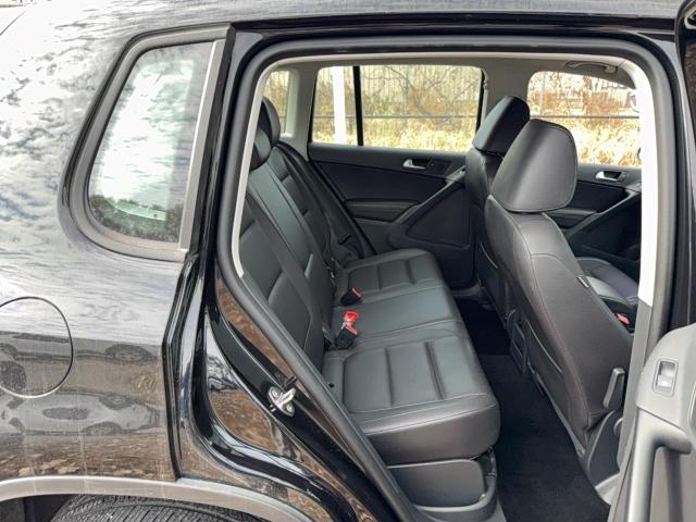 WVGAV7AX6GW516621 - 2016 VOLKSWAGEN TIGUAN S BLACK photo 6