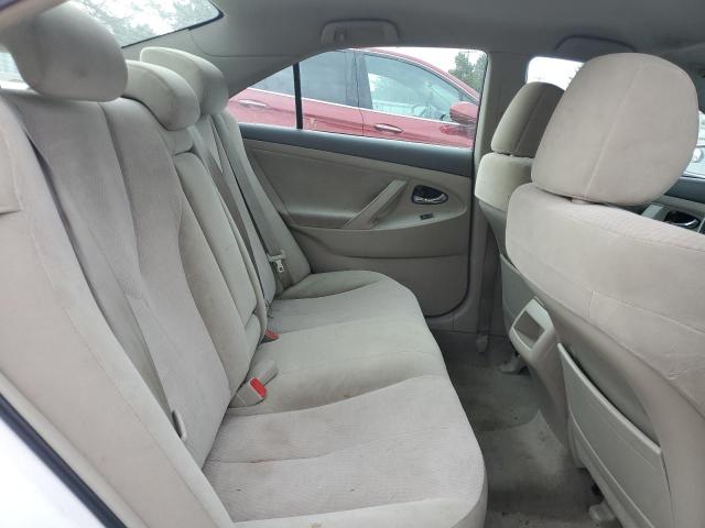 4T4BF3EK7BR090988 - 2011 TOYOTA CAMRY BASE WHITE photo 10