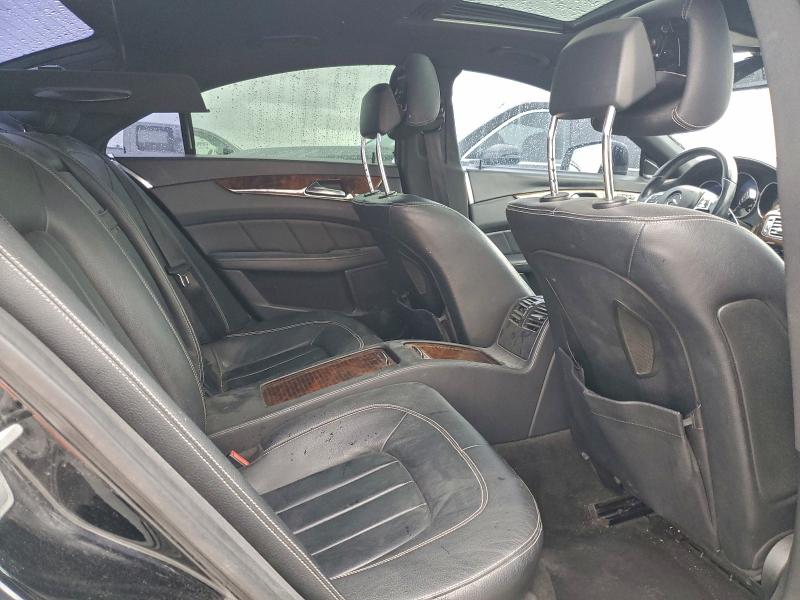 WDDLJ7DB8CA014585 - 2012 MERCEDES-BENZ CLS 550 黑色 照片 10