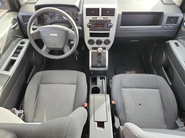 1J8FF47W28D565776 - 2008 JEEP COMPASS SPORT SILVER photo 8