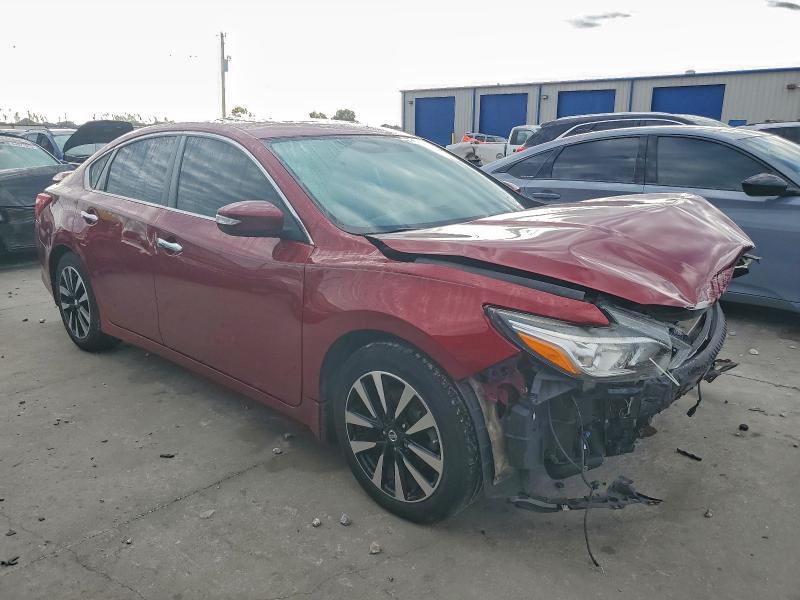 1N4AL3AP2JC191192 - 2018 NISSAN ALTIMA 2.5 Bordo fotoğraf 4