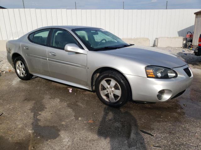 2G2WP552281141606 - 2008 PONTIAC GRAND PRIX SILVER photo 4
