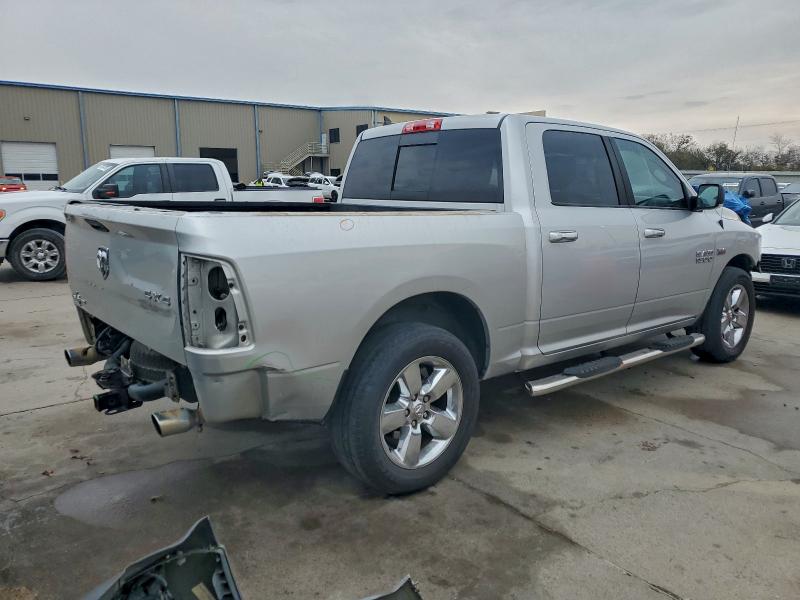 1C6RR7LT7GS139043 - 2016 RAM 1500 SLT ვერცხლისფერი ფოტო 3