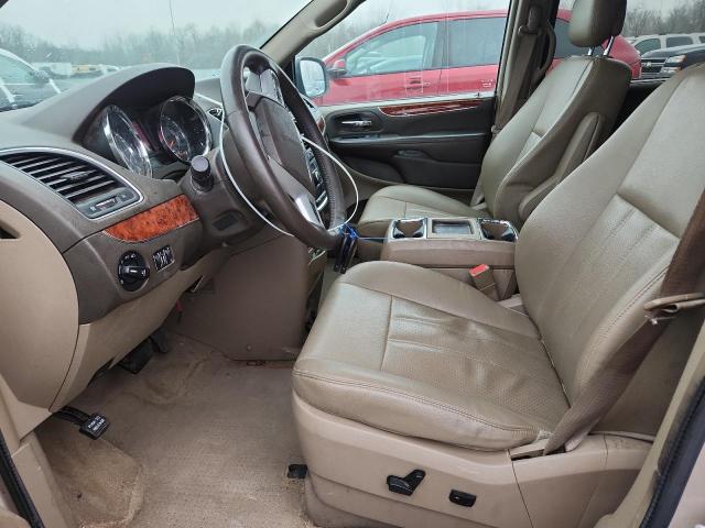 2C4RC1CG9GR150928 - 2016 CHRYSLER TOWN & COU TOURING L GOLD photo 7