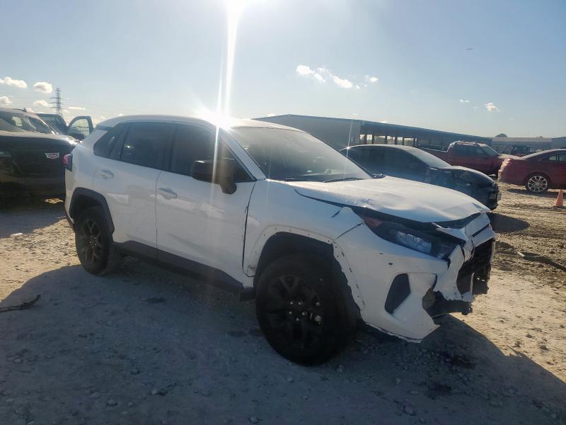2T3H1RFV7NC180153 - 2022 TOYOTA RAV4 LE WHITE photo 4