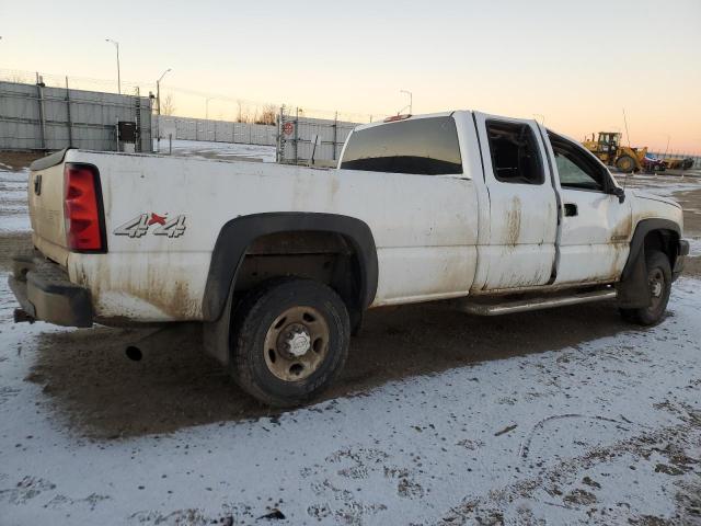 1GCHK29U06E179070 - 2006 CHEVROLET SILVERADO K2500 HEAVY DUTY WHITE photo 3