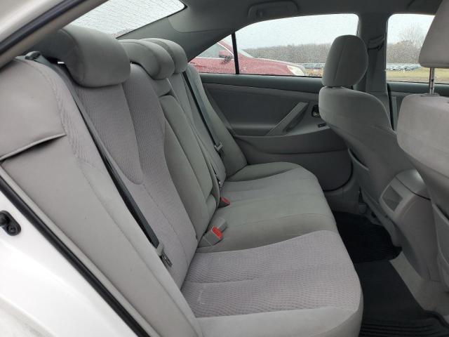 4T1BF3EK7AU533522 - 2010 TOYOTA CAMRY BASE WHITE photo 10