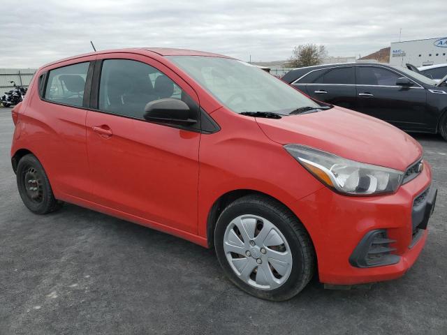 KL8CB6SA8HC824573 - 2017 CHEVROLET SPARK LS RED photo 4