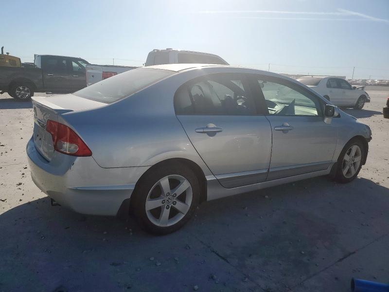 19XFA1F62AE025953 - 2010 HONDA CIVIC LX-S 银色 照片 3