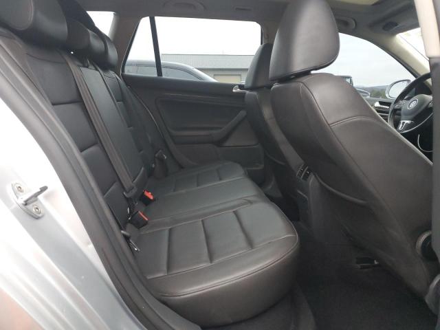 3VWPL7AJXEM615565 - 2014 VOLKSWAGEN JETTA TDI SILVER photo 10