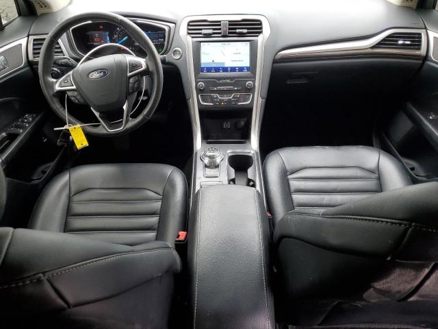 3FA6P0MU8KR200426 - 2019 FORD FUSION SEL თეთრი ფოტო 8