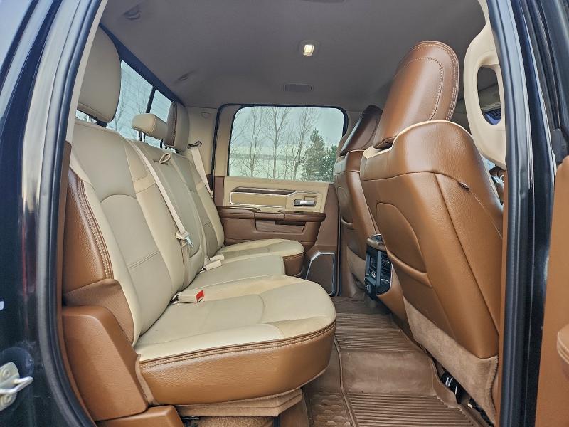 3C6UR5FL5NG318017 - 2022 RAM 2500 LARAMIE BLACK photo 10