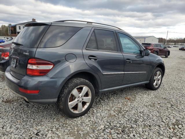 4JGBB8GB1AA605547 - 2010 MERCEDES-BENZ ML 350 4MATIC BLUE photo 3