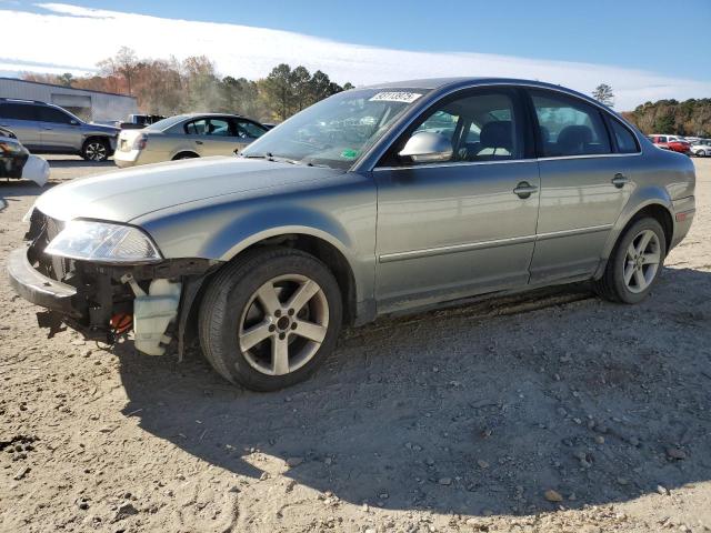 2004 VOLKSWAGEN PASSAT GLX 4MOTION, 