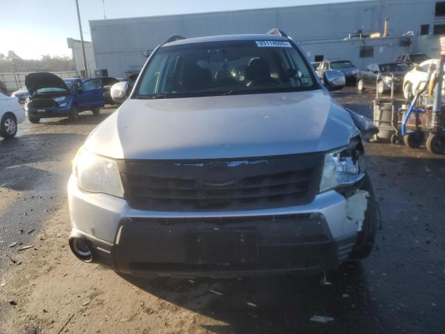 JF2SHBDC6CH444928 - 2012 SUBARU FORESTER 2.5X PREMIUM ვერცხლისფერი ფოტო 5