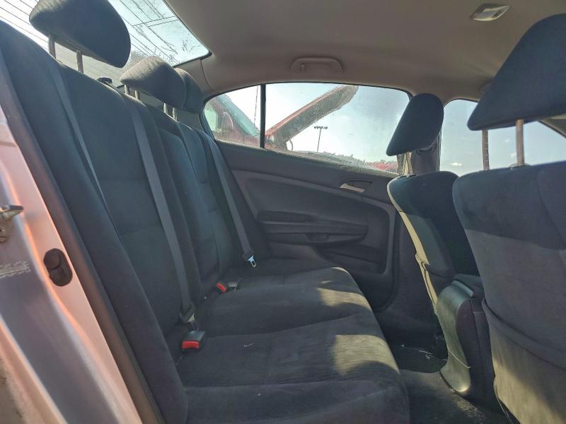 1HGCP2F49CA001355 - 2012 HONDA ACCORD LXP 银色 照片 10