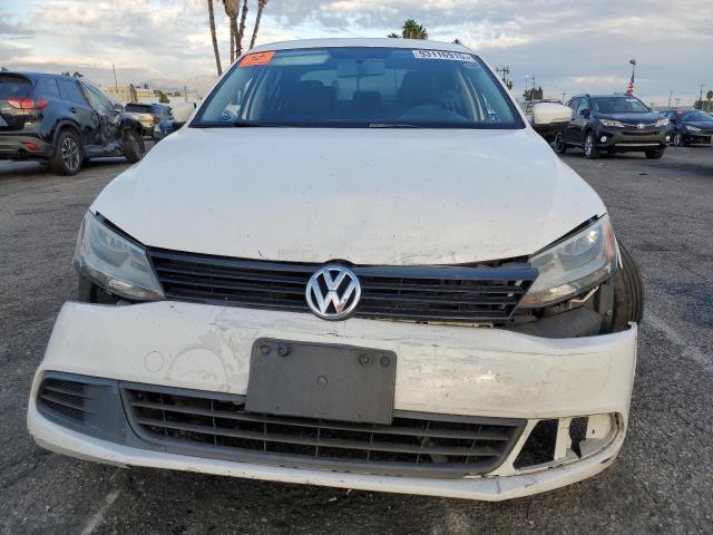 3VWDZ7AJ1BM372645 - 2011 VOLKSWAGEN JETTA SE WHITE photo 5