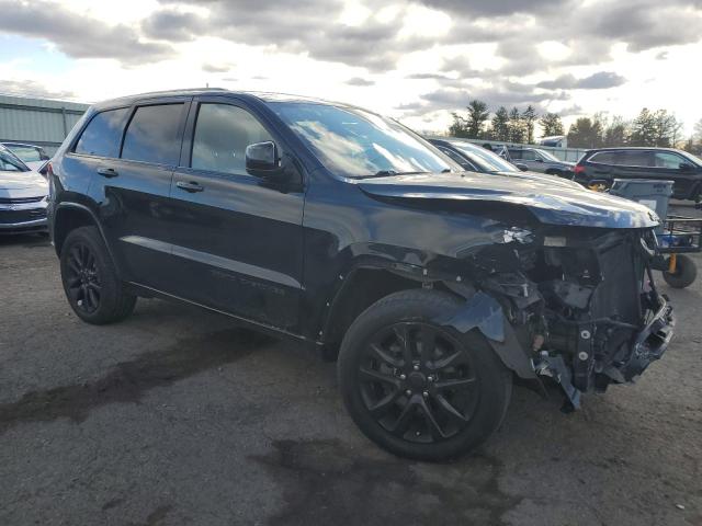 1C4RJFAG0JC227966 - 2018 JEEP GRAND CHER LAREDO Czarny zdjęcie 4