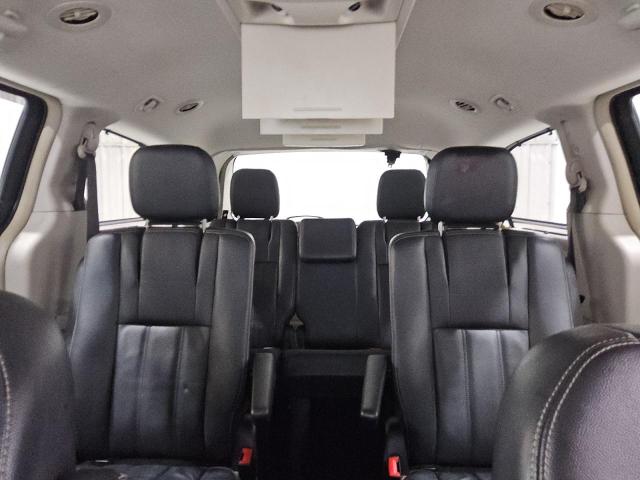 2C4RC1BG9FR710611 - 2015 CHRYSLER TOWN & COU TOURING შავი ფოტო 10