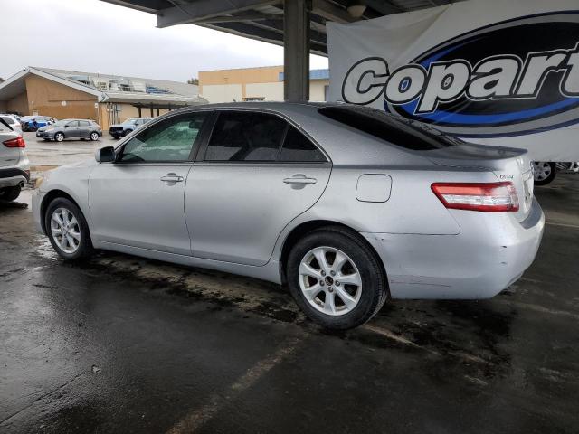 4T1BF3EKXAU083154 - 2010 TOYOTA CAMRY BASE ვერცხლისფერი ფოტო 2