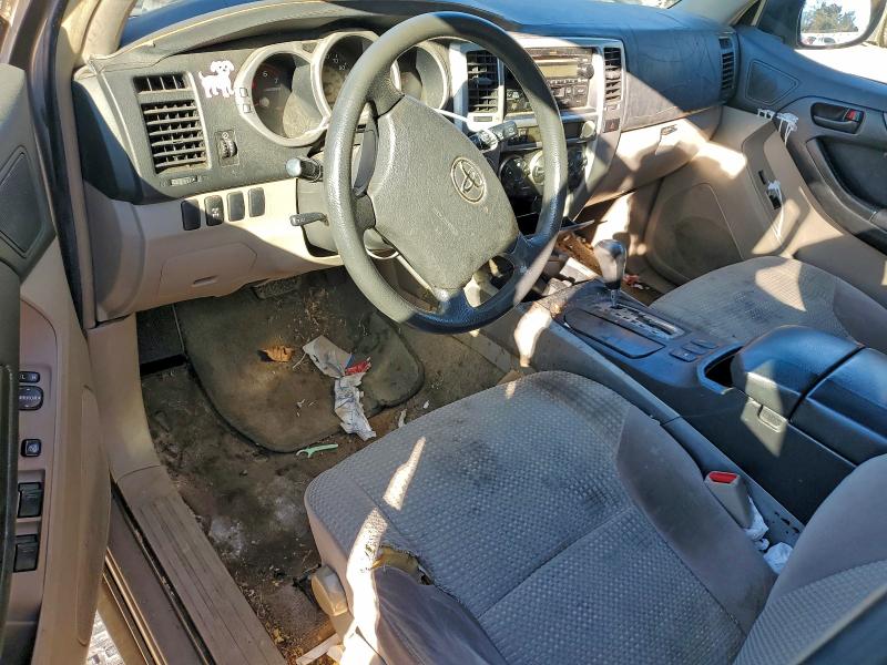 JTEBU14R040037059 - 2004 TOYOTA 4RUNNER SR5 GOLD photo 8