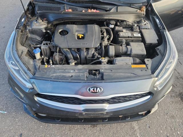 3KPF24AD1KE083123 - 2019 KIA FORTE FE ნაცრისფერი ფოტო 11