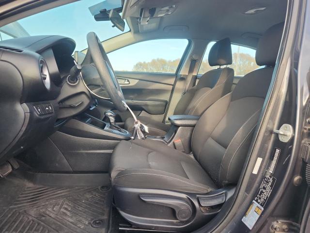 3KPF24AD1KE083123 - 2019 KIA FORTE FE ნაცრისფერი ფოტო 7