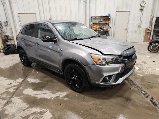 JA4AR3AU6JU005298 - 2018 MITSUBISHI OUTLANDER ES GRAY photo 4