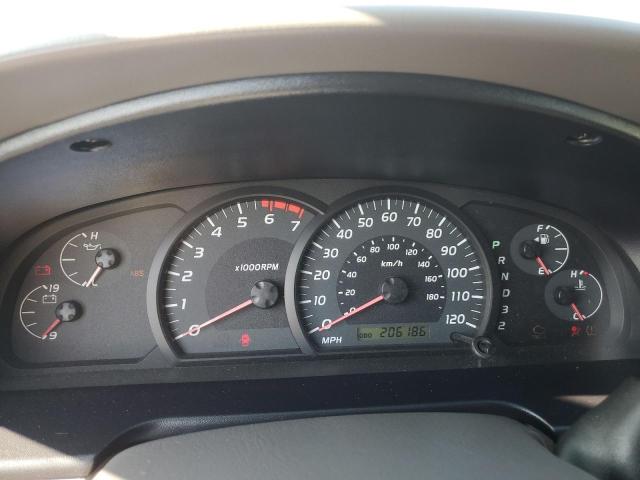 5TBET34105S477395 - 2005 TOYOTA TUNDRA DOUBLE CAB SR5 SILVER photo 9