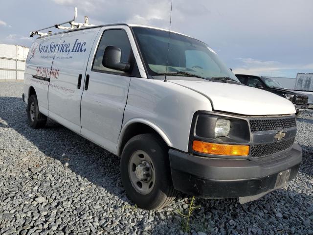 1GCWGGCAXC1193761 - 2012 CHEVROLET EXPRESS WHITE photo 4