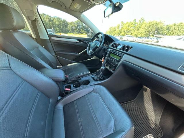 1VWAS7A37EC121076 - 2014 VOLKSWAGEN PASSAT S GRAY photo 5