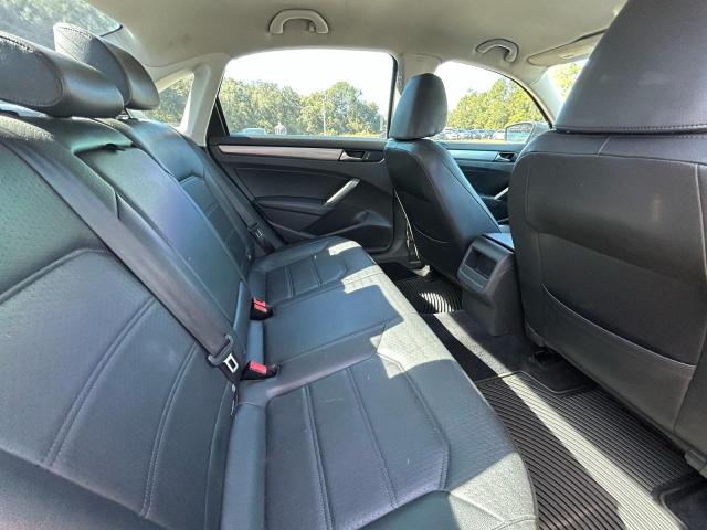 1VWAS7A37EC121076 - 2014 VOLKSWAGEN PASSAT S GRAY photo 6