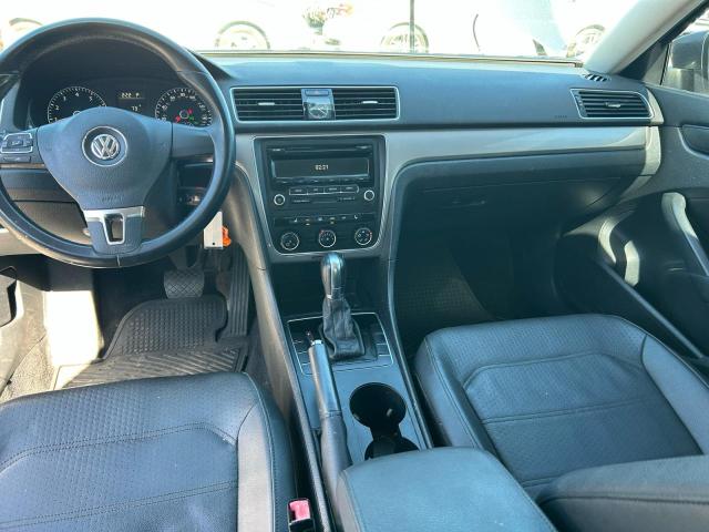 1VWAS7A37EC121076 - 2014 VOLKSWAGEN PASSAT S GRAY photo 9