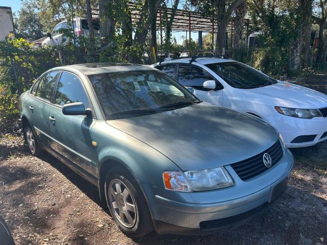 1999 VOLKSWAGEN PASSAT GLS, 