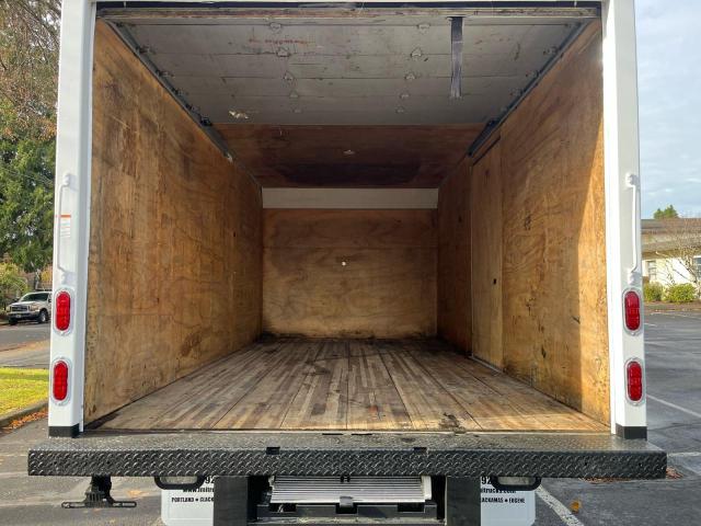 JALE5W163A7901531 - 2010 ISUZU NQR WHITE photo 6