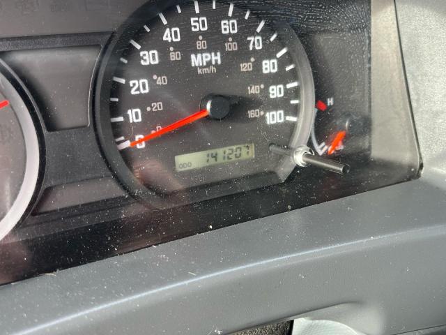 JALE5W163A7901531 - 2010 ISUZU NQR WHITE photo 8