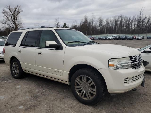 5LMFU27588LJ14178 - 2008 LINCOLN NAVIGATOR WHITE photo 4