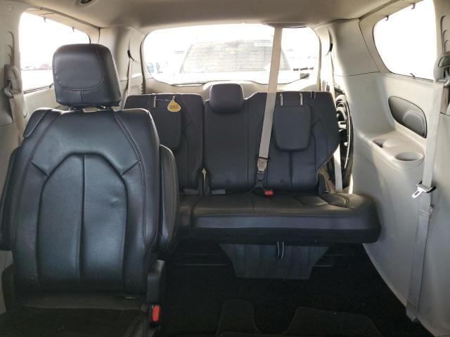 2C4RC1BG6JR120276 - 2018 CHRYSLER PACIFICA TOURING L SILVER photo 10