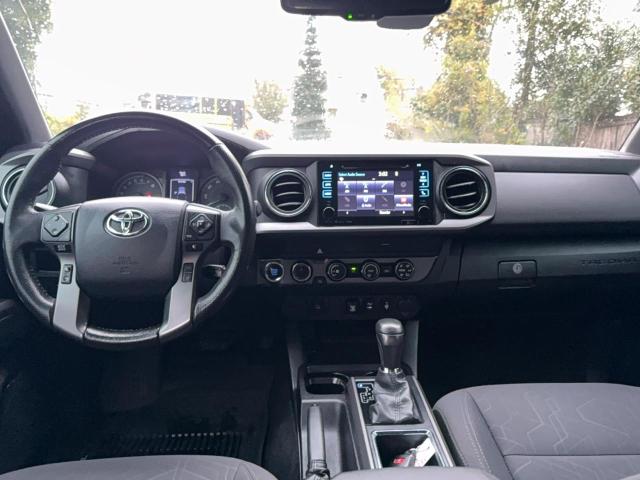 3TMCZ5AN6KM229020 - 2019 TOYOTA TACOMA DOUBLE CAB GRAY photo 9