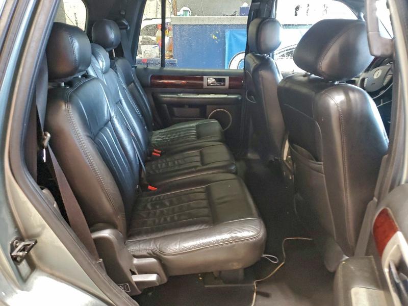 5LMFU28536LJ10275 - 2006 LINCOLN NAVIGATOR GREEN photo 11