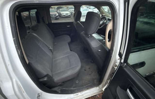 3C6UR5CL6KG656803 - 2019 RAM 2500 TRADESMAN Blanco foto 6