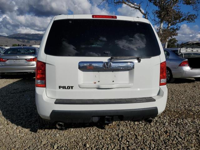 5FNYF3H57BB058422 - 2011 HONDA PILOT EXL WHITE photo 6