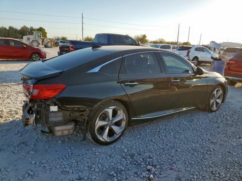 1HGCV1F91JA045147 - 2018 HONDA ACCORD TOURING BLACK photo 3